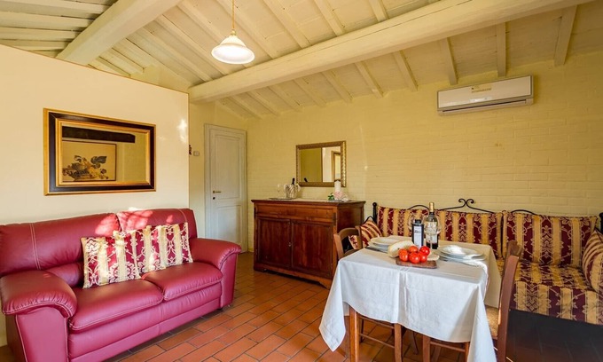 Pieve di Chio House | Purple apartment
