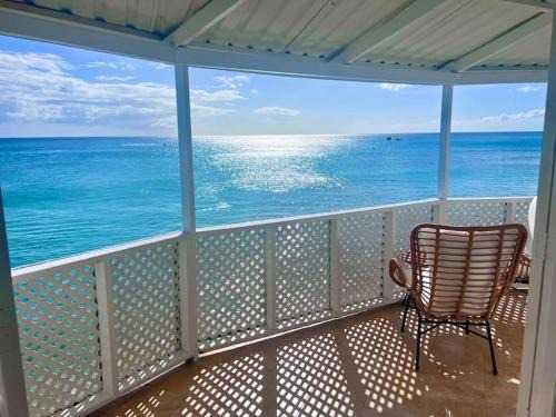 Little Battaleys Villa | Purple Rain - Direct Beach Access, 2 Bedroom, 2 Terrace Holiday Home Bliss