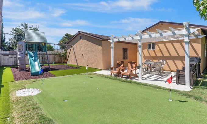 Santa Ana House | Putting Green Playground btw Disney & Beaches