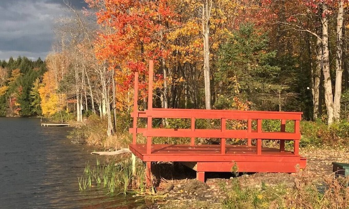 Town of Smyrna Cottage | Pvt Lake.Fish, Swim and Kayak (surrounded by nature)
