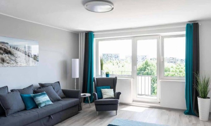 Zaspa Apartment | Quadratum Summary: ★