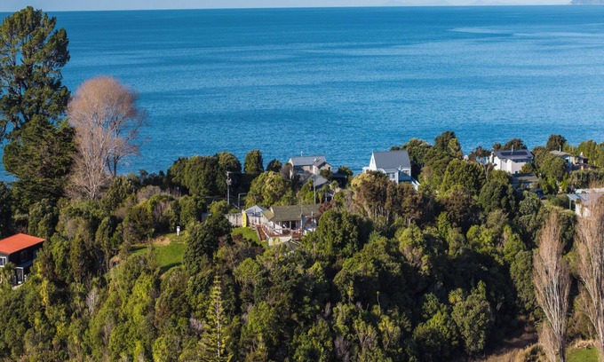 Parapara House | Quail Rise - Collingwood Holiday Home