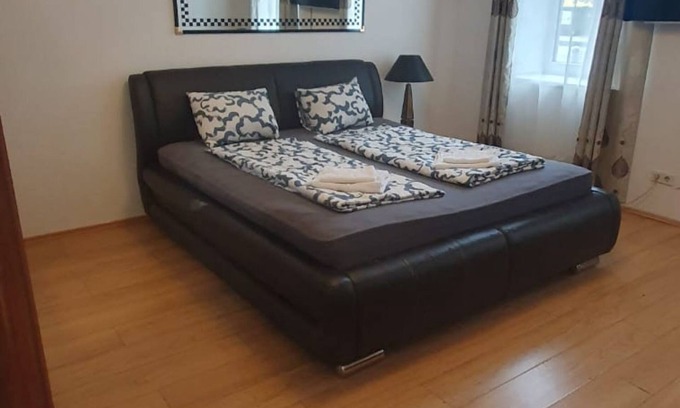 Simmering Apartment | Quaint 1BR in Simmering -Well-suited for Longstays