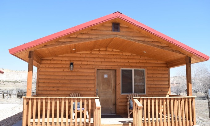 Cannonville Cabin | Quaint and spacious cabin in the heart of Bryce Canyon Country