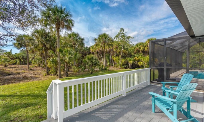 Englewood East House | Quaint New Private Cottage with Salt Water Pool in Heartland Englewood FL