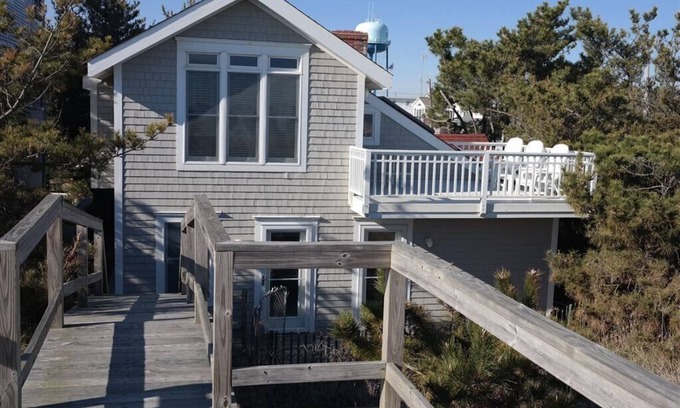 Surf City House | Quaint oceanfront house. Nantucket meets LBI