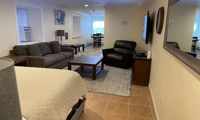 Queens Apartment | Quality Cribs 11-20 Spacious Basement Studio