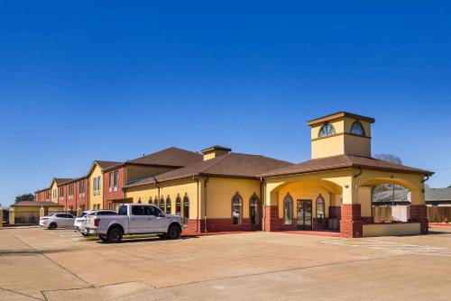 Bay City Hotel | Quality Inn Bay City TX