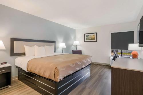 Jacksonville Hotel | Quality Inn Jacksonville near Camp Lejeune