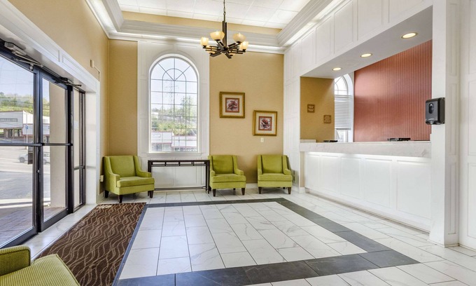 Martinsville Hotel | Quality Inn near Martinsville Speedway