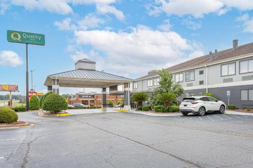 Prattville Hotel | Quality Inn Prattville I-65