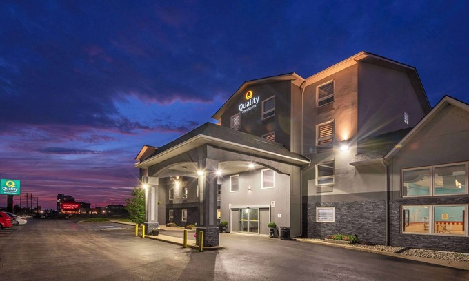 Grimsby Hotel | Quality Inn & Suites