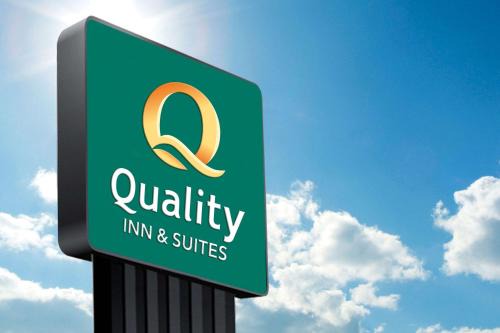 Priceville Hotel | Quality Inn & Suites Decatur Priceville I-65
