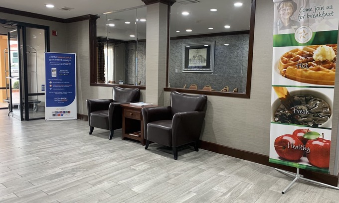 Hillsboro Hotel | Quality Inn