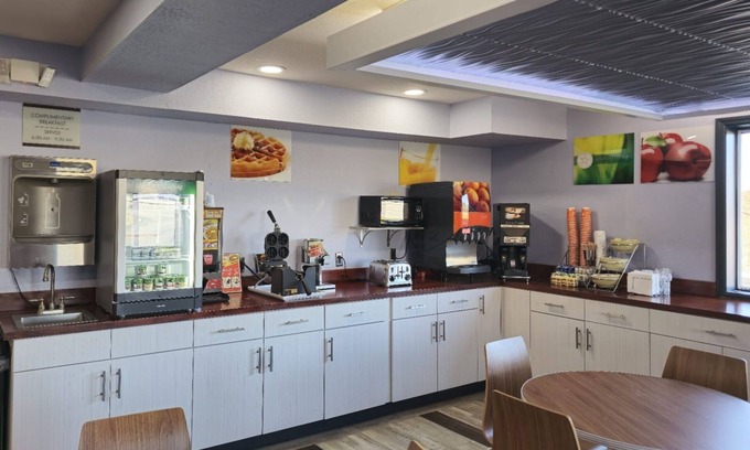 Johnstown Hotel | Quality Inn