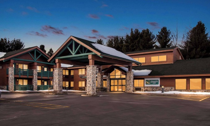 Ladysmith Hotel | Quality Inn