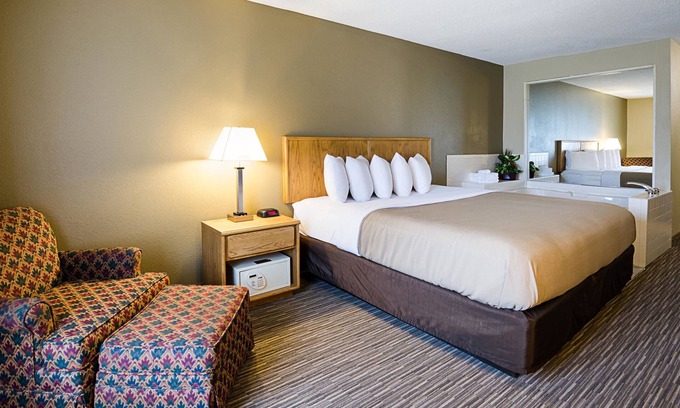 Princeton Hotel | Quality Inn