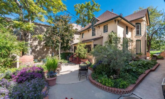 Five Points Bed & Breakfast | Queen Anne Bed And Breakfast