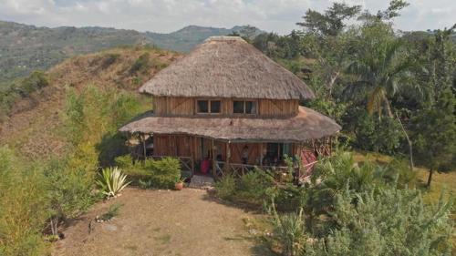 Rubirizi House | Queen Elizabeth Gorge Cottages
