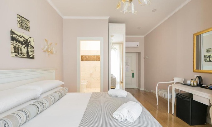 Quartiere XVII Trieste House | Queen Meg Roma