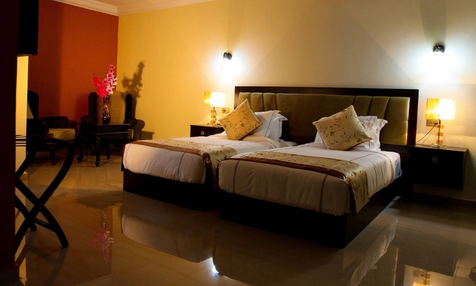 Hebron Hotel | Queen Plaza Hotel