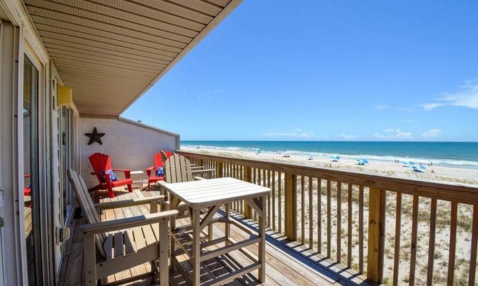 Topsail Beach Condo | "Queen's Grant F-218" Oceanfront Condo, Community Pool, Playground, Day Docks