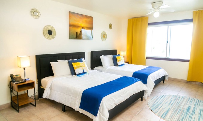 Georgetown Apartment | Queen Studio - Republic Terrace Accommodations