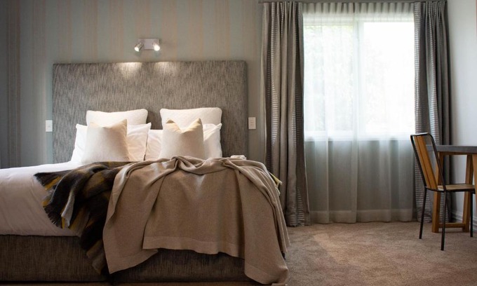 Lake Hayes Cabin | Queenstown Country Lodge