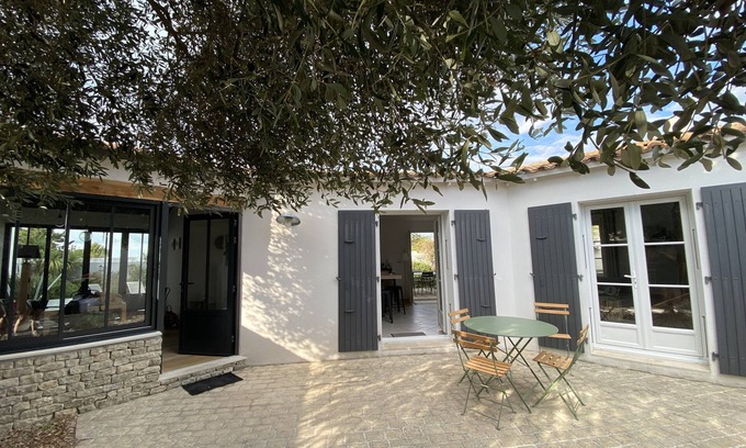 Le Bois-Plage-en-Re House | Quiet (8-minute bike ride to the beach), bright, air-conditioned