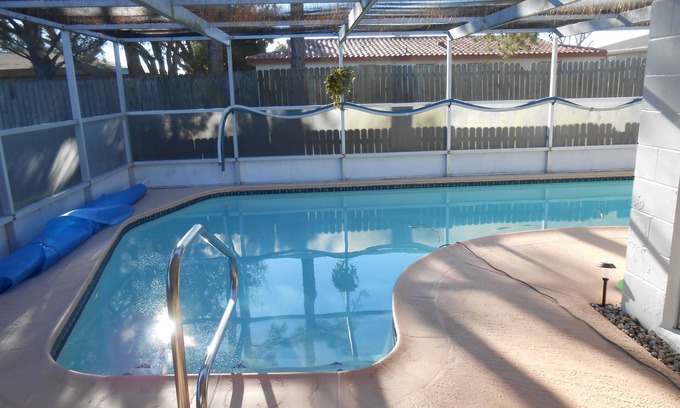 Regency Park House | Quiet and private screened in pool home 2br/2 bath, hot tub - fully equipped