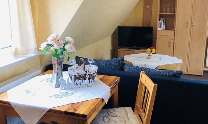 Trassenheide Apartment | Quiet apartment - Ideal for couples - A forest walk from the beach