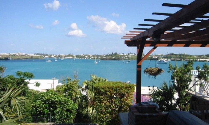 St. George's Apartment | Quiet Apartment with wonderful harbour views and pool