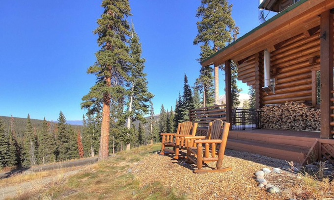 Quandary Village Cabin | Quiet Cabin w/a View