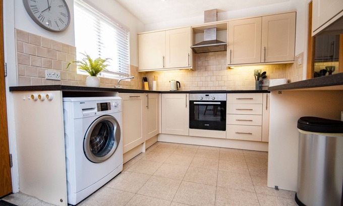 Conon Bridge House | Quiet central Highland location, Inverness 15 minutes drive, NC500 within a few minutes.