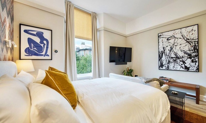 East End Apartment | Quiet Comfort in Glasgow city