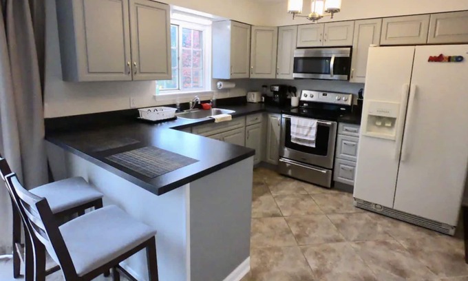 Georgetown House | Quiet, Comfortable, Cozy Home