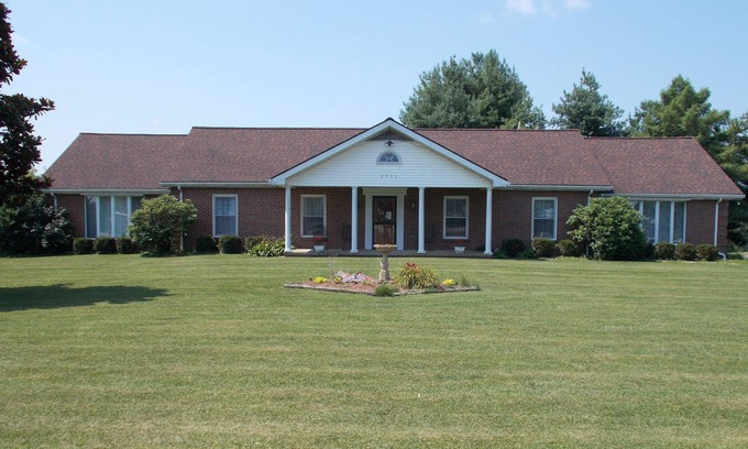 Stamping Ground House | Quiet-Country and Spacious Grandma's Duplex