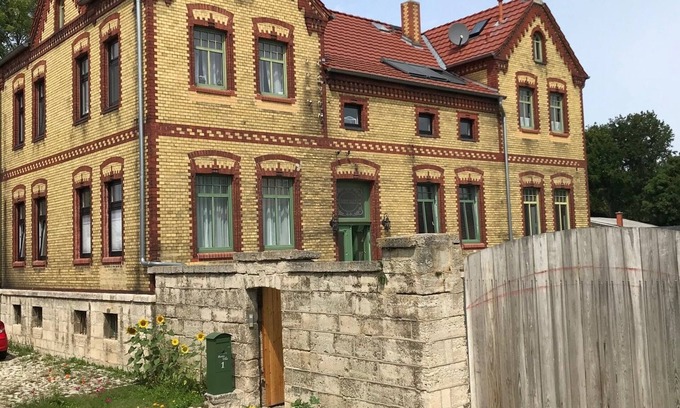 Wedderstedt Apartment | Quiet country house one-bedroom apartment with 9000 sqm garden