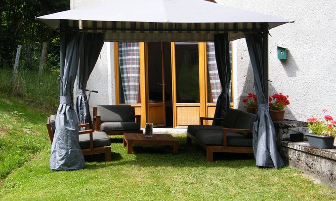 Grandval Apartment | Quiet countryside in the heart of the Livradois-Forez regional park.