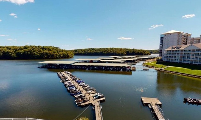 Kaiser Condo | Quiet cove! Beautiful views of state park! Close to everything is Osage!