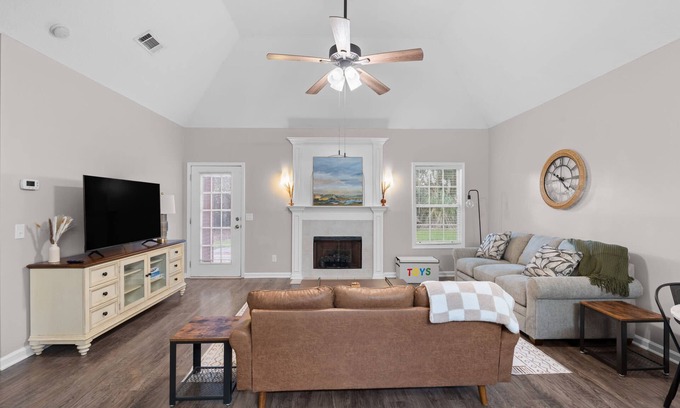 Statesboro House | Quiet Family Home - Near Everything!
