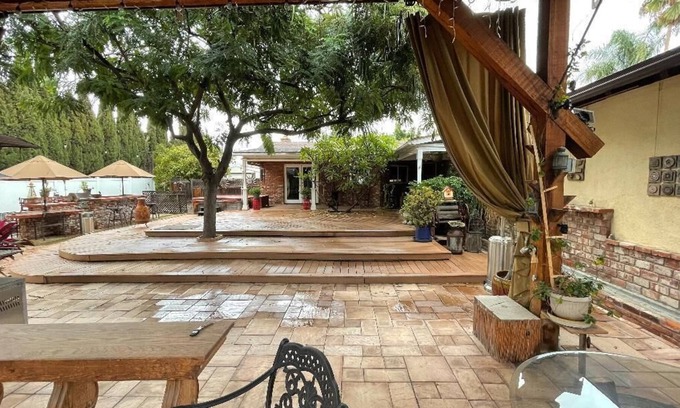 Villa Park House | Quiet Guest House With Character in Orange next to Anaheim, Orange County