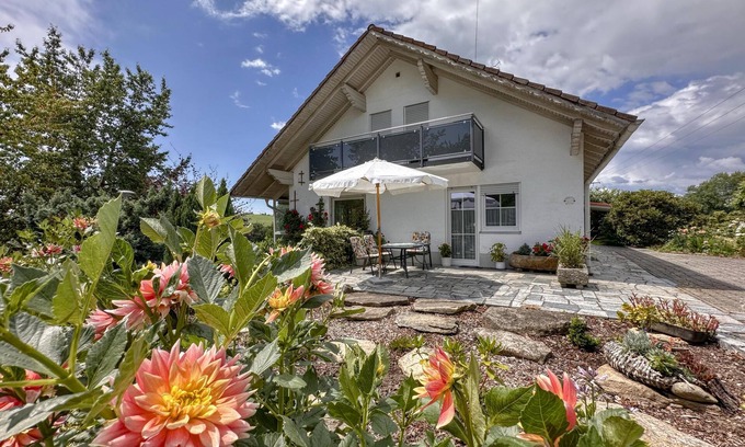 Roehrnbach Apartment | Quiet holiday apartment with balcony and terrace