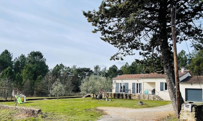 Lablachere House | Quiet house in the heart of the winegrowers' path.