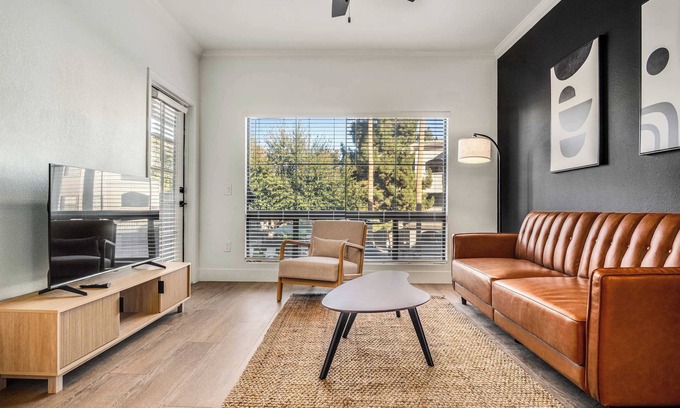 Chandler Apartment | Quiet Modern 2BR Pickleball, Pool, Parking, Gym 05