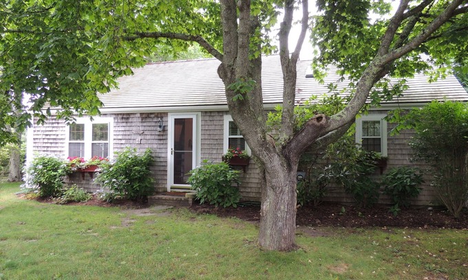 Monomoy Cottage | Quiet, Peaceful Cottage Close to Town.