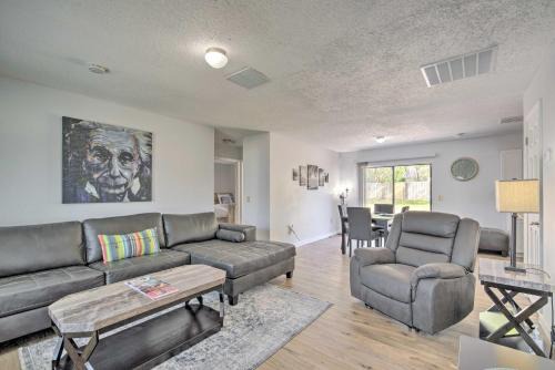 Spring Hill House | Quiet Spring Hill House with Big Yard and Grill!