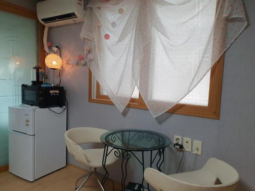 Sindang-dong Apartment | Quiet Stay near Keimyung Univ Seongseo