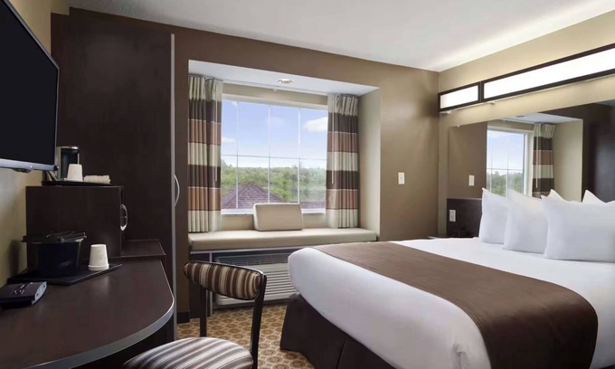 White Hall Hotel | Quiet Stay with Free Breakfast | Ideal for Solo Travel Right off Interstate 79