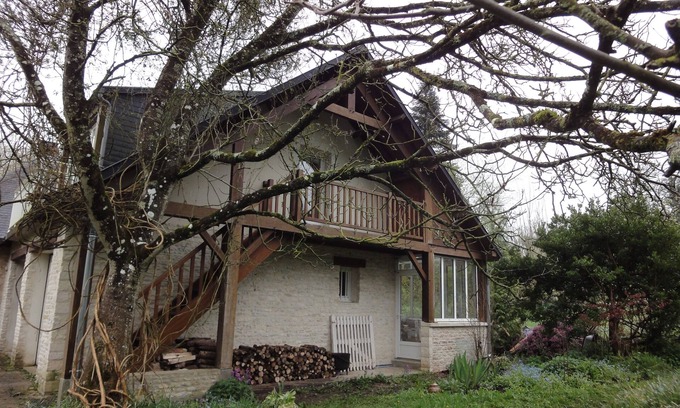 Monts-en-Bessin Apartment | Quiet studio in the countryside near Caen